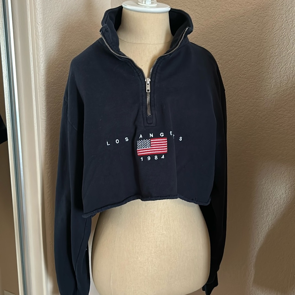 Brandy Melville Cropped Blue Sweatshirt